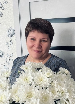 Лариса, 61, Россия, Омск