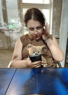 Лена из Воронежа 19 лет