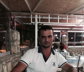 barbaros, 35, Ezine