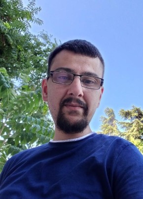 Mithat из İstanbul 33 года