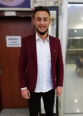 Ahmet Özkan, 28, Türkiye Cumhuriyeti, Kütahya