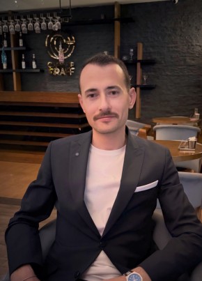 Burak из Afyonkarahisar 33 года