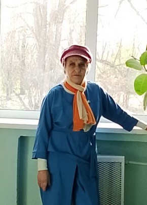 Людмила из Артема 66 лет