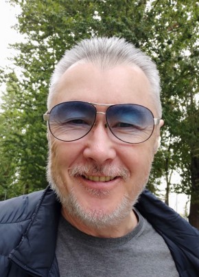 Дмитрий из Москвы 49 лет