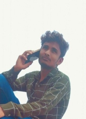 Mustak, 20, India, Surat