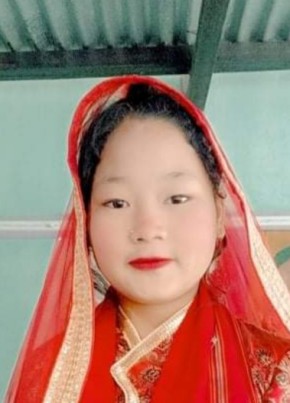 Lata yongba, 19, India, Kalimpong