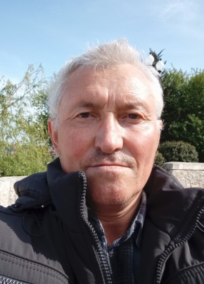 Владимир из Ульяновска 49 лет