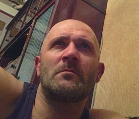T A T U L, 56, Yerevan