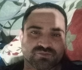 Mauricio, 35, Leyva Solano