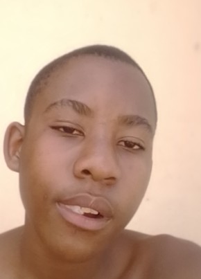 Will, 19, Namibia, Swakopmund