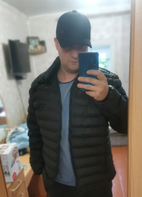 Александр из Королёва 42 года