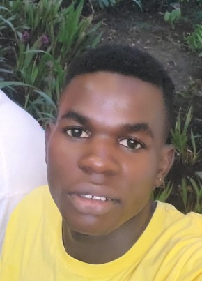 Mayengo Sudaice, 20, Uganda, Kampala