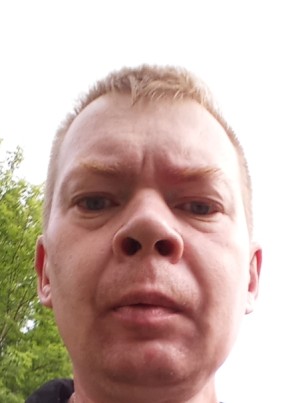 Владимир из Ижевска 44 года