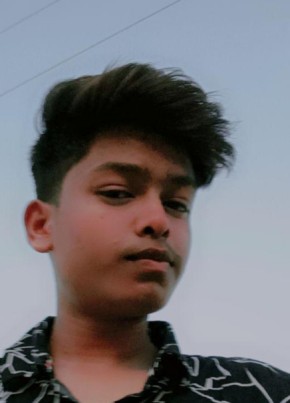 Akash, 18, India, Bhilai