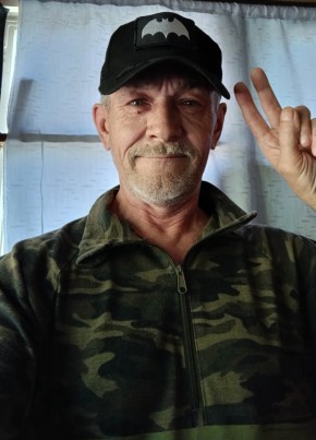Сергей из Воронежа 64 года