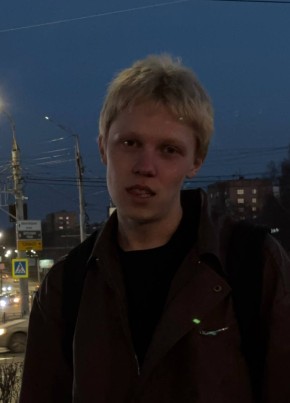 илья из Ижевска 21 год