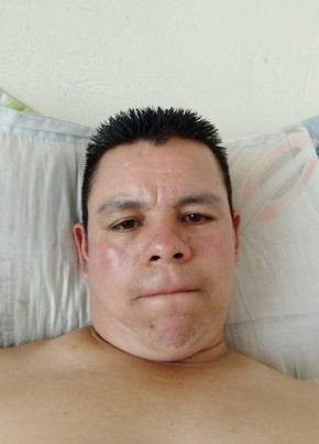 Jhon Castillo, 39, Colombia, Bogota