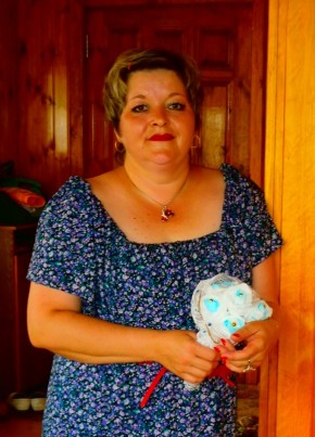 Ксения, 48, Россия, Североуральск