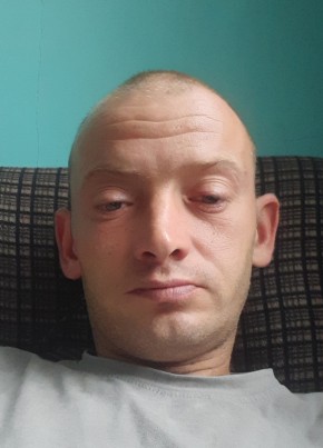 Саша из Хабаровска 32 года