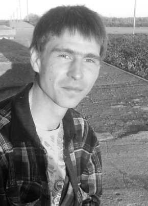 Иван, 39, Россия, Пикалёво