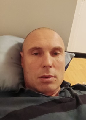 Игорь из Луганска 52 года