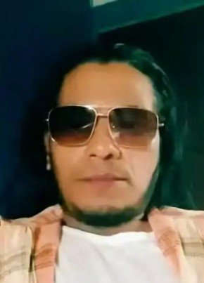 Julio César rive из Managua 18 лет