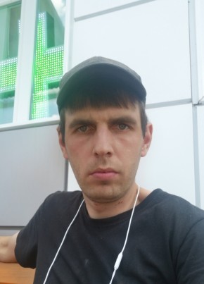 Санек из Воронежа 32 года
