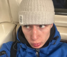 Petya, 19, Saint Petersburg