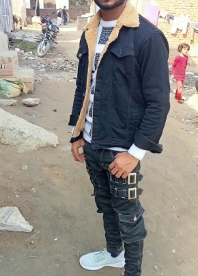 Rashid, 31, India, Delhi