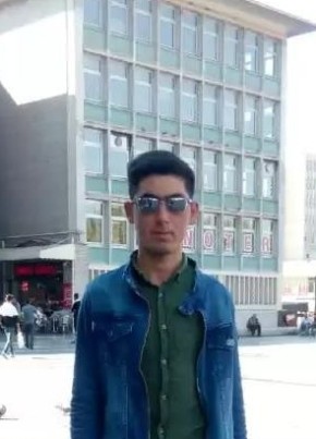 Salih, 21, Türkiye Cumhuriyeti, Orta