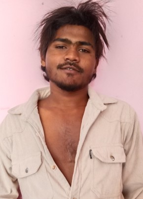 Prince, 18, Federal Democratic Republic of Nepal, Butwāl