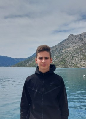 Dusan, 21, Црна Гора, Пљевља