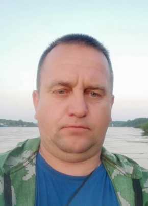 Василий из Калининграда 49 лет