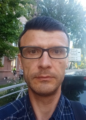 Александр из Казани 49 лет