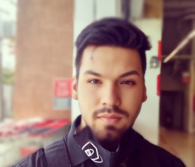 Armando, 22, Buin