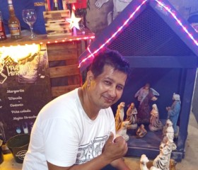 Manuel, 35, Asuncion