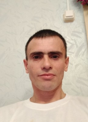 Виктор из Упорово 43 года