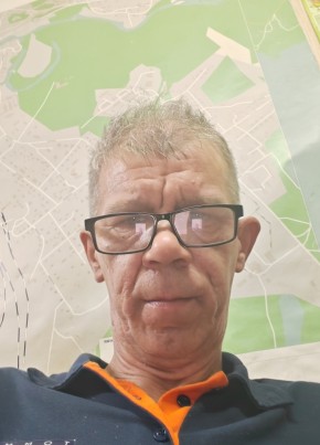 Дмитрий из Медвежьегорска 53 года