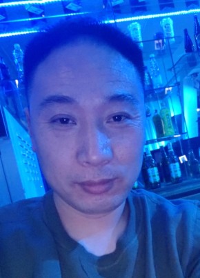 亮