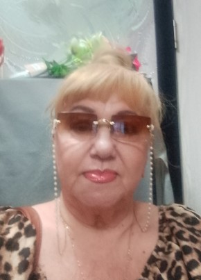 Галина из Саратова 70 лет