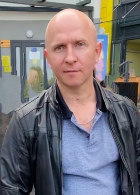 Денис из Санкт-Петербурга 46 лет