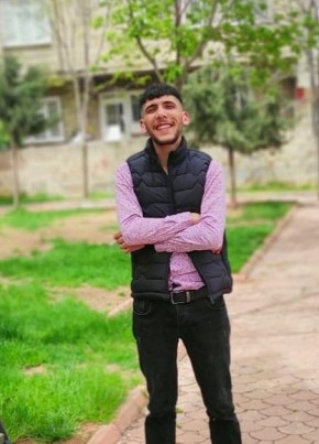 Ahmet Kır, 23, Türkiye Cumhuriyeti, Gaziantep