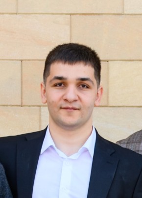 Давид из Владивостока 25 лет
