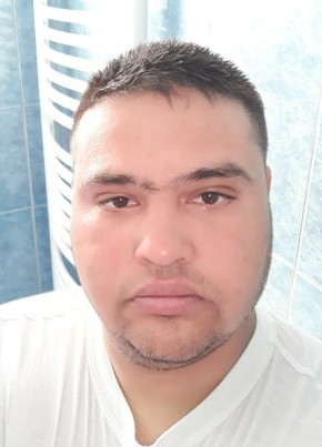 Razvan Telerar, 39, Romania, Sibiu