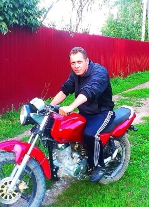 Роман, 46, Россия, Малоярославец