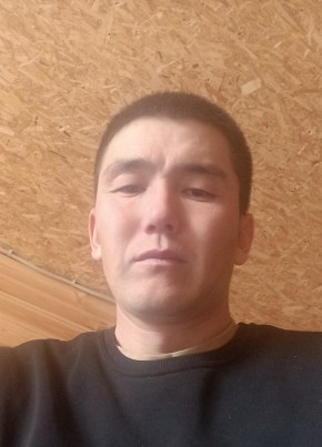 Эрнис, 32, Россия, Санкт-Петербург