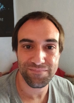 Mario из Ciudad Lineal 33 года