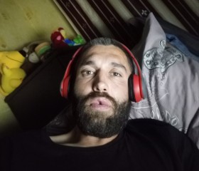 Maksim, 35, Pernik