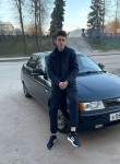 Иван, 19, Великий Новгород, ищу: Девушку  от 18  до 24 