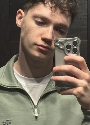 Андрей из Санкт-Петербурга 23 года